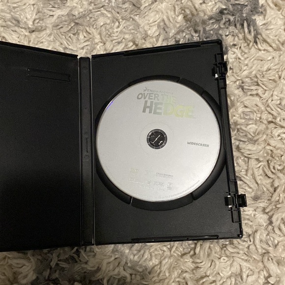 over the hedge - Picture 3 of 3